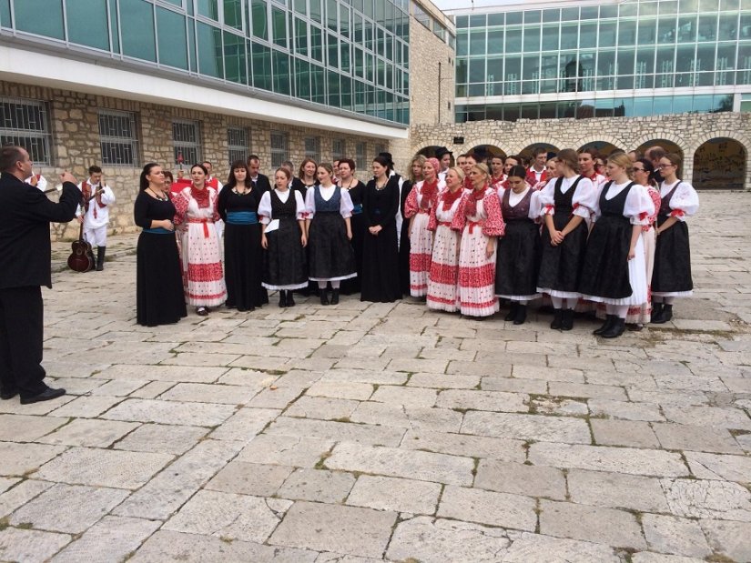 FOTO: Novomarofčani u Šibeniku povodom blagdana proglašenja prvog hrvatskog sveca