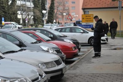 Od ponedjeljka nove cijene i režim parkiranja u Varaždinu