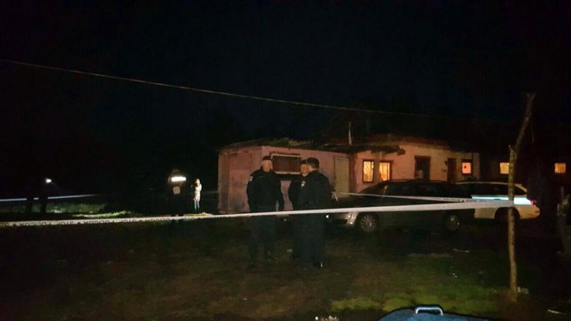 FOTO: Tragedija u romskom naselju, u jami se utopila dva dječaka (2 i 3 godine)