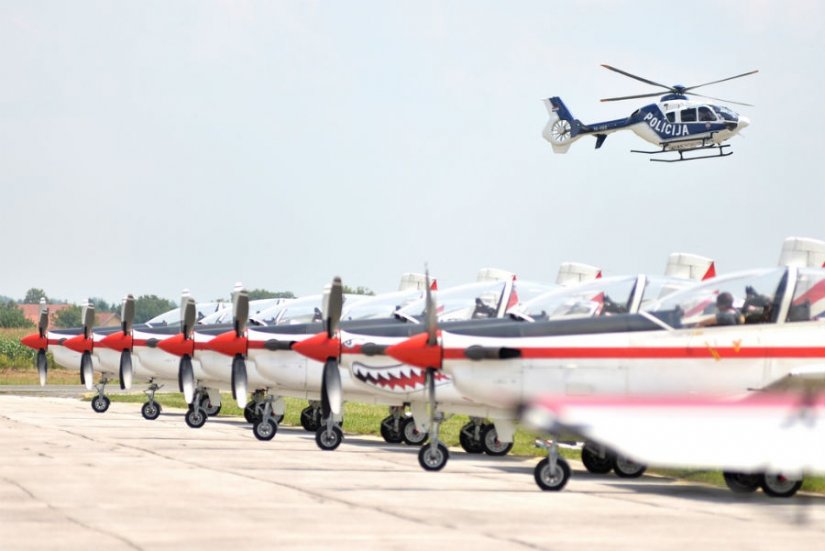 Aeromiting CIAV oduševio brojne ljubitelje zrakoplova i zračnih akrobacija