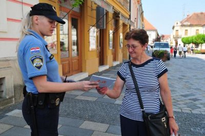 Info-pultovi u gradovima povodom Nacionalnog dana borbe protiv nasilja nad ženama