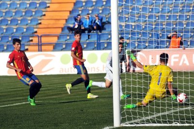 Iako je Francuska povela u 10. minuti, Španjolska je na kraju zasluženo pobijedila i plasirala se u polufinale