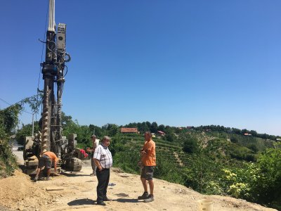 FOTO: U Natkrižovljanu traje sanacija klizišta vrijedna 600.000 kuna