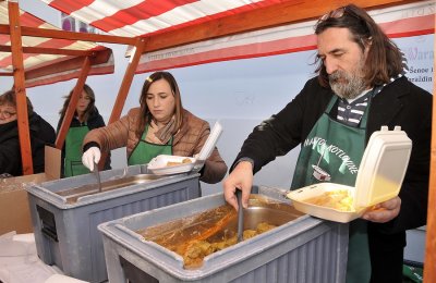 Sarma se kupovala po simboličnoj cijeni od 10 kuna, a prikupljena sredstva će ići u humanitarne svrhe