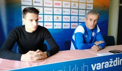 Trener Branko Karačić i igrač momčadi Ivan Miličević na današnjem susretu s novinarima u klubu