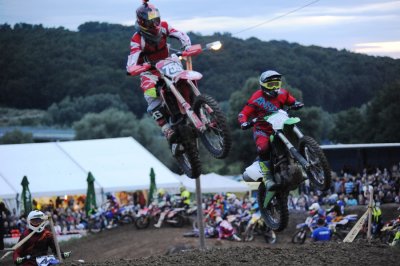 FOTO: Noćna motocross utrka u Viničnom okupila 139 natjecatelja iz Hrvatske, Slovenije i BiH-a