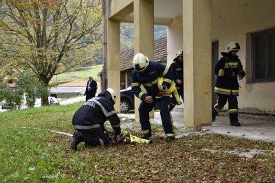 DVD Kamenica slavi 80. rođendan: za još brže intervencije nove prijenosne potopne crpke!