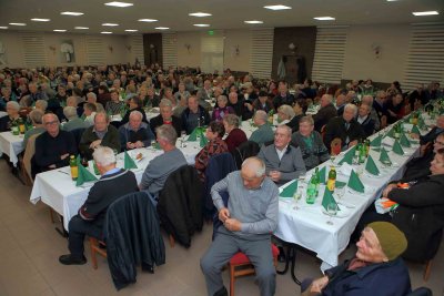 BOŽIĆNICE ZA NAJSTARIJE Poklon bonovi od 200 kuna za 940 najstarijih Ivančana