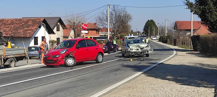 FOTO: Prometna nesreća na Varaždin Bregu, jedna traka zatvorena za promet