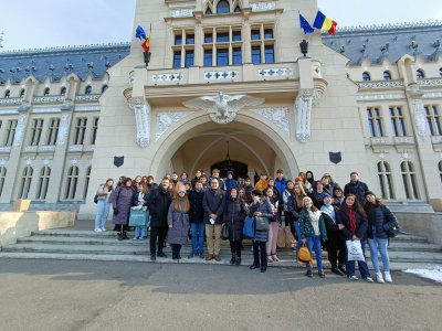 FOTO Unatoč ratu u Ukrajini, tim novomarofske osnovne škole u Rumunjskoj