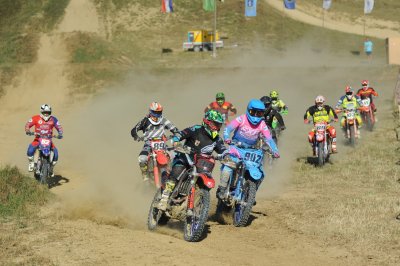 FOTO Održana motocross natjecanja u Breznici, izostao spektakl noćnih trka zbog opasnih uvjeta