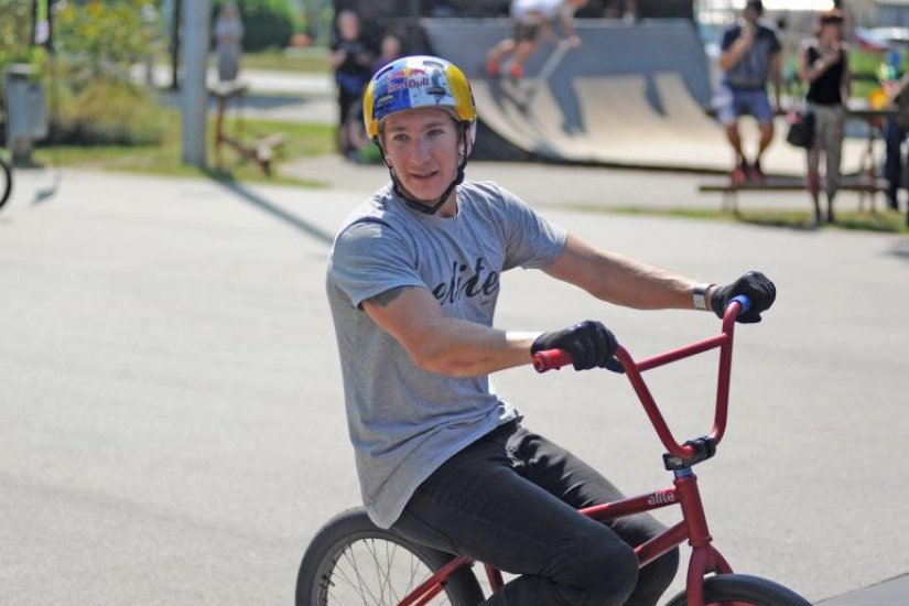 Danas u Parku mladih Challenge Tour koji donosi ekstremno dobre trikove iz svijeta BMX freestylea, Skate-a i Inlinea