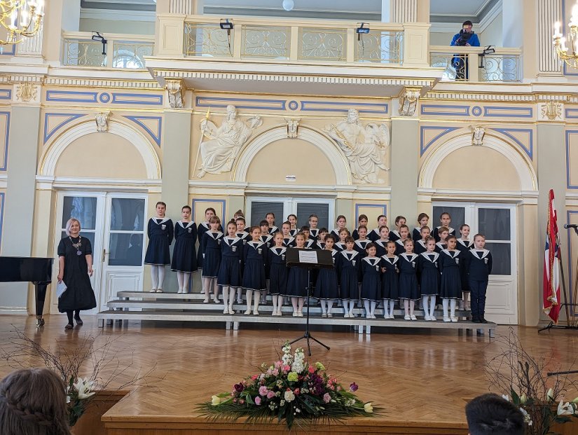 FOTO Uršuline zvjezdice prvakinje županijske 23. smotre glazbenog stvaralaštva djece i mladeži