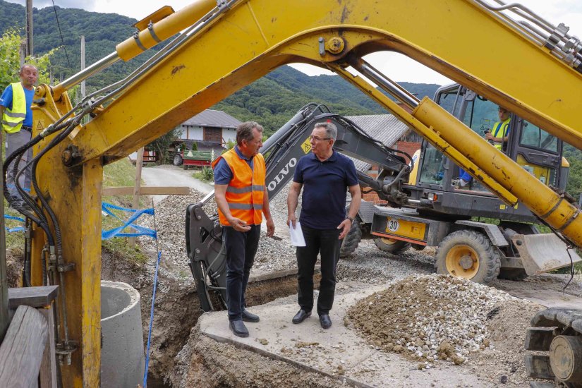 KLIZIŠTA U IVANCU Sanacija u Hrastiću, Vukovićevoj i Prigorcu