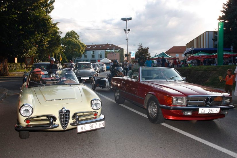 Oldtimeri izlaze na ulice, ove nedjelje dolaze u Ivanec!