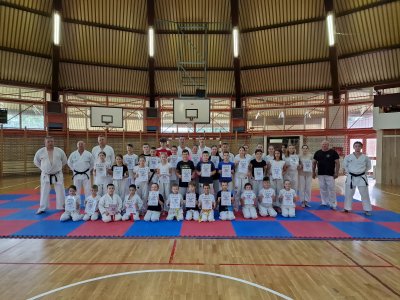 FOTO Stručni trening seminar karatista u Varaždinskim Toplicama