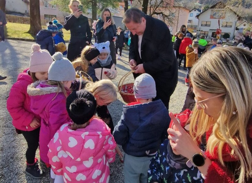 FOTO Valentinovo u gradskom parku u Lepoglavi