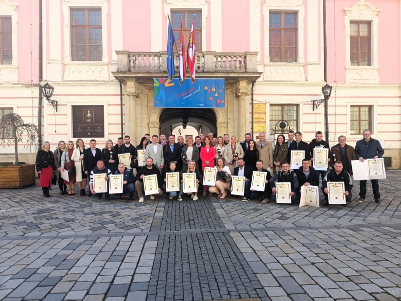 Varaždinska županija bogatija za 33 nova majstora-obrtnika, uručena i priznanja Hrvatske obrtničke komore