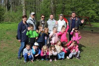 FOTO Djeca gradskih vrtića u Dravskoj park šumi uče o pticama