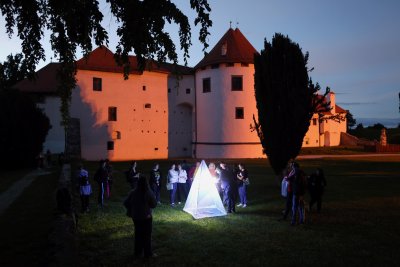 FOTO Uz Dan bioraznolikosti kod Starog grada održan atraktivan lov noćnih leptira