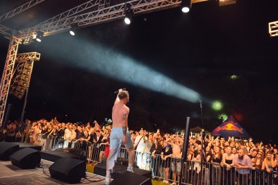 Završnica KVART festivala pripada Jonathanu te Idi Prester s Lollobrigidom