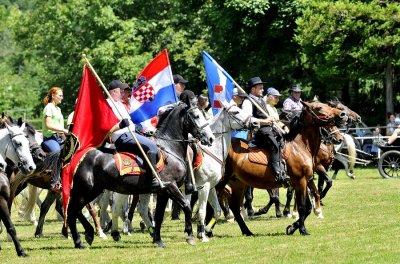 U nedjelju uživajte u Zelendvoru i tradicionalnim konjičkim igrama