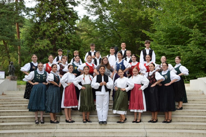 FOTO Dječje folklorno društvo &quot;Sončece&quot; nastupilo na festivalu folklora u Mariboru