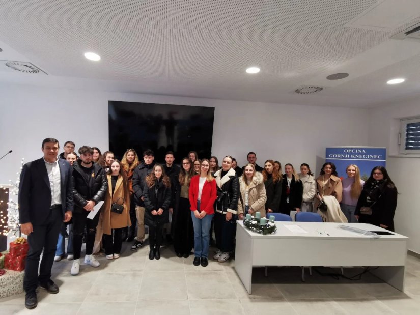 FOTO Općina Gornji Kneginec: Dodijeljena 41 studentska stipendija