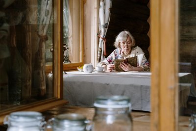 Starija žena iz Cvetlina kod kuće držala &#039;ratno naoružanje&#039;, podignuta je optužnica