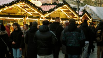 Inspekcije na adventima imale pune ruke posla: neadekvatni uvjeti držanja hrane, neprijavljeni radnici...