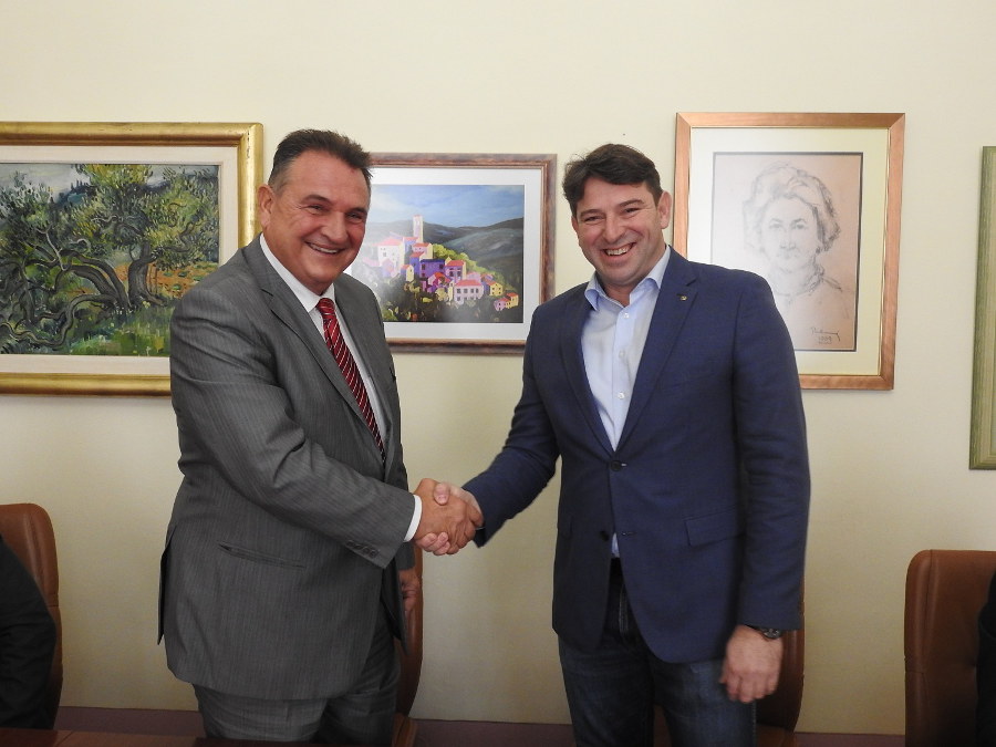 Stipendiranje_ucenika_deficitarna_zanimanja_Varazdinska_zupanija_3.JPG