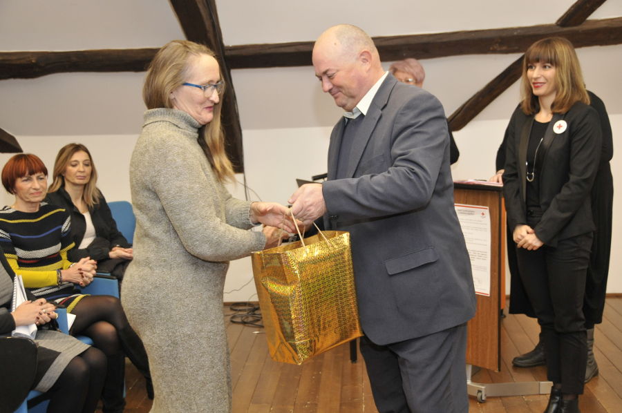 crveni_kriz_varazdin_pomoc_u_kuci_12.JPG