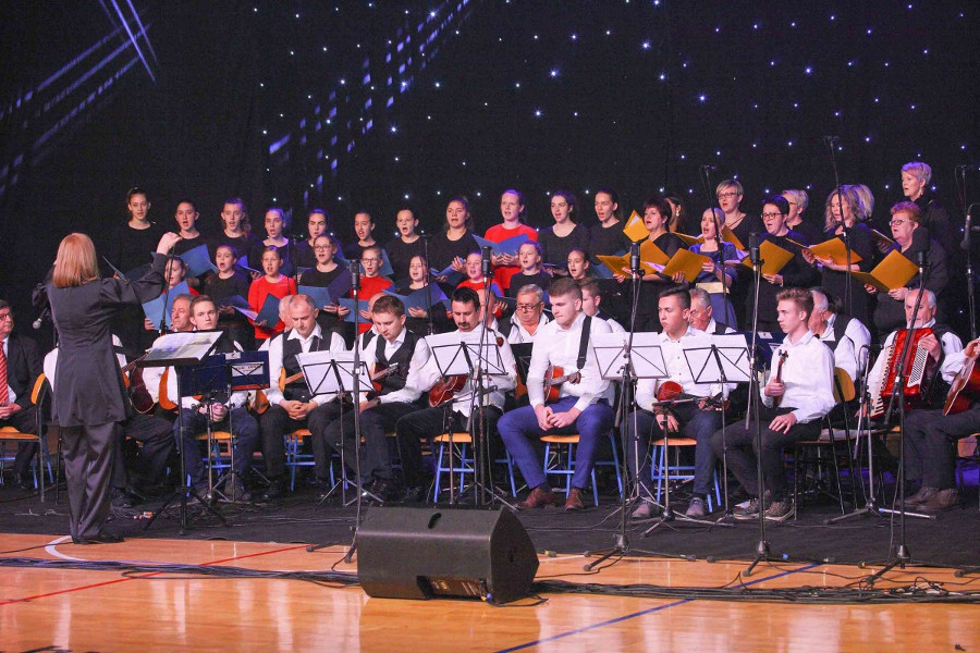 ivanec_bozicni_koncert_02.jpg