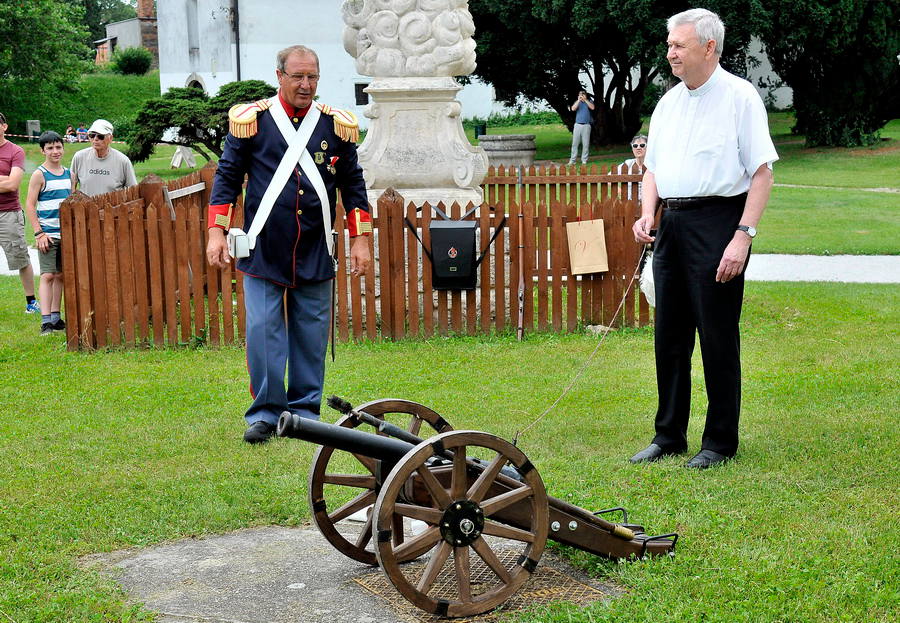 purgari_biskup_mrzljak_topnik_4.JPG