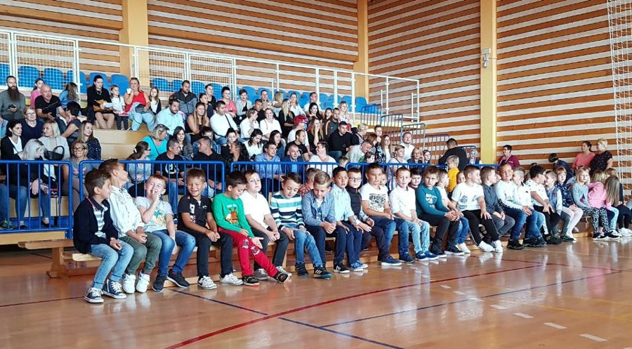 os_kneginec_prvi_dan_nastave_1.jpg