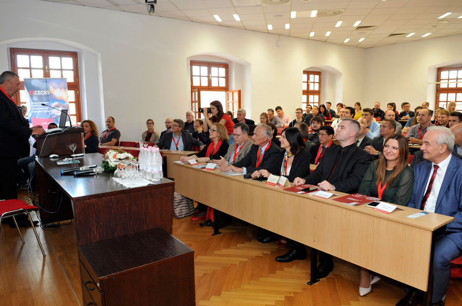 FOI_CECIIS_2019_07.JPG