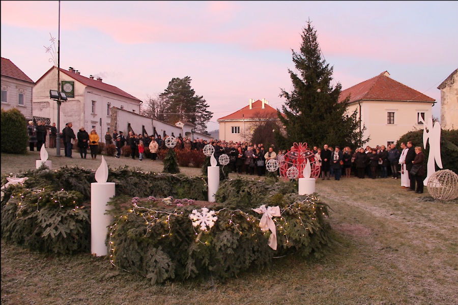 lepoglava_adventska_svijeca_2.jpg