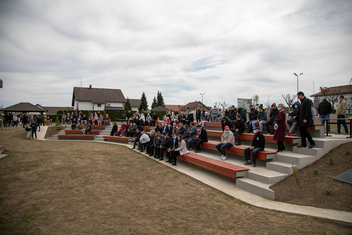 sracinec_park_velika_graba_otvorenje_10042021_13.jpg