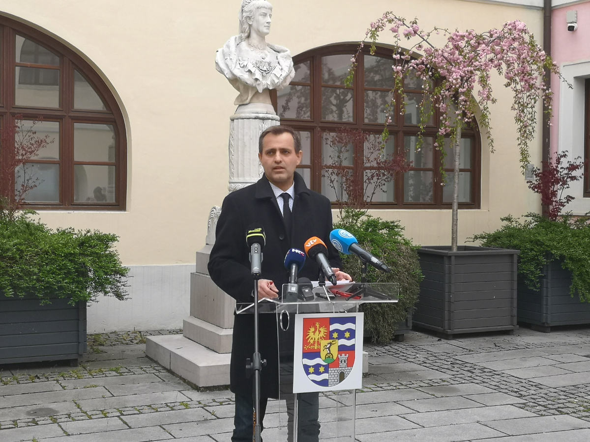 vugrin_06042021_web.jpg