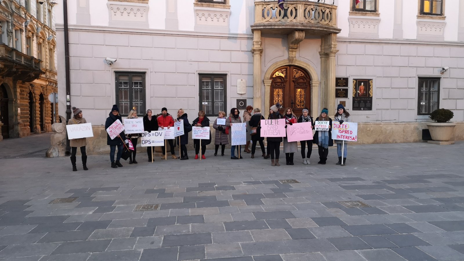 mirno_okupljanje_odgajatelji_varazdin_08032022_2.jpg