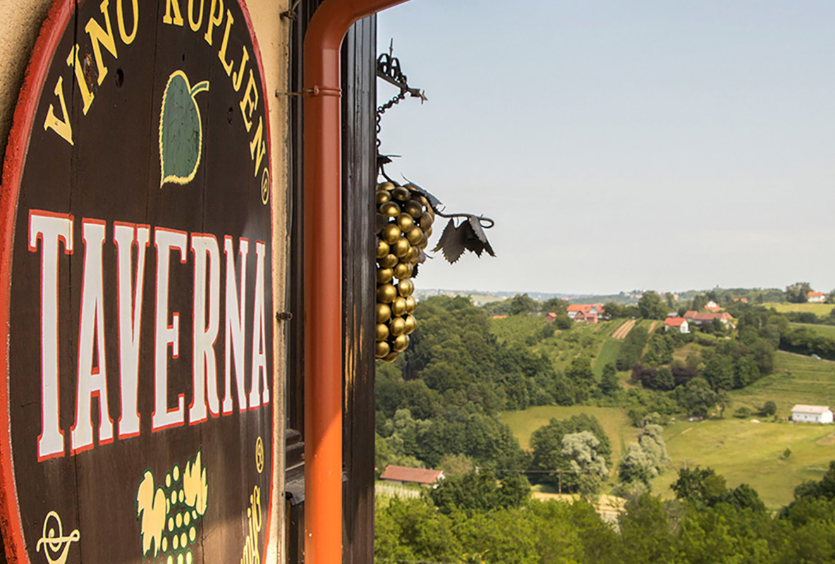 taverna_napis-0474.jpg